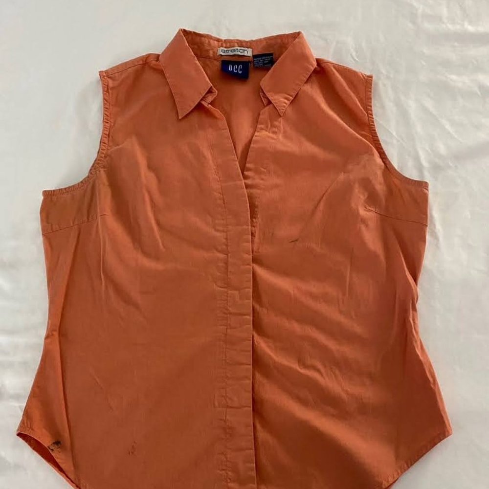 DCC button-up sleeveless shirt
